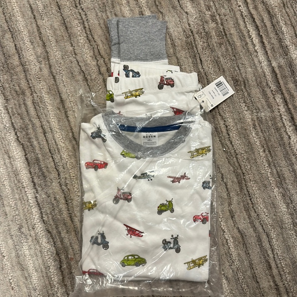NWT Mini Boden snug long John pajamas. Airplane print. Size 11Y.